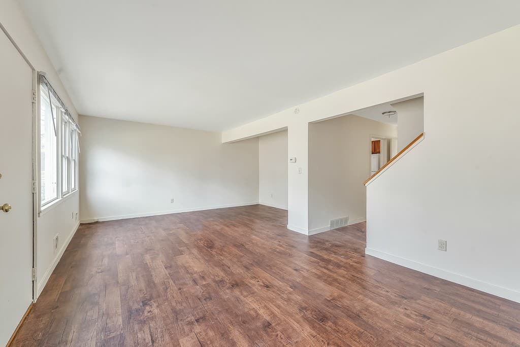 Springfield Apartment: 1 -16 Locust Road