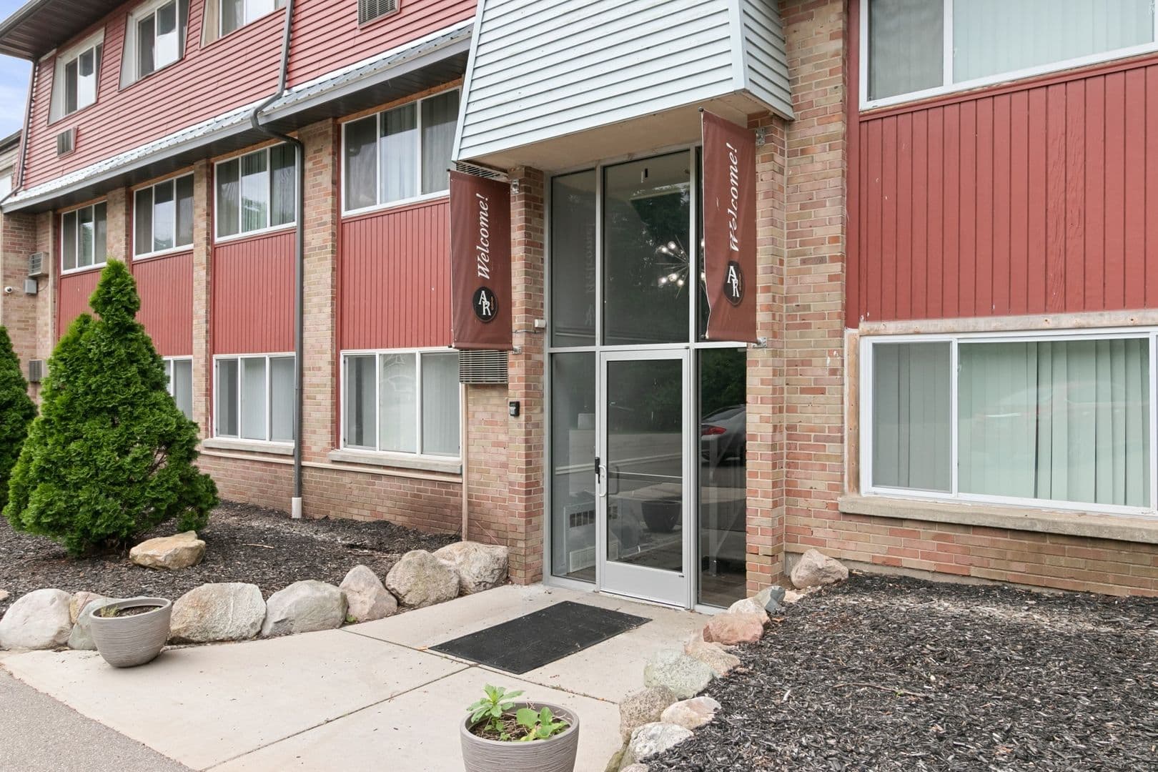 Kalamazoo Apartment: 105 N Kendall Ave