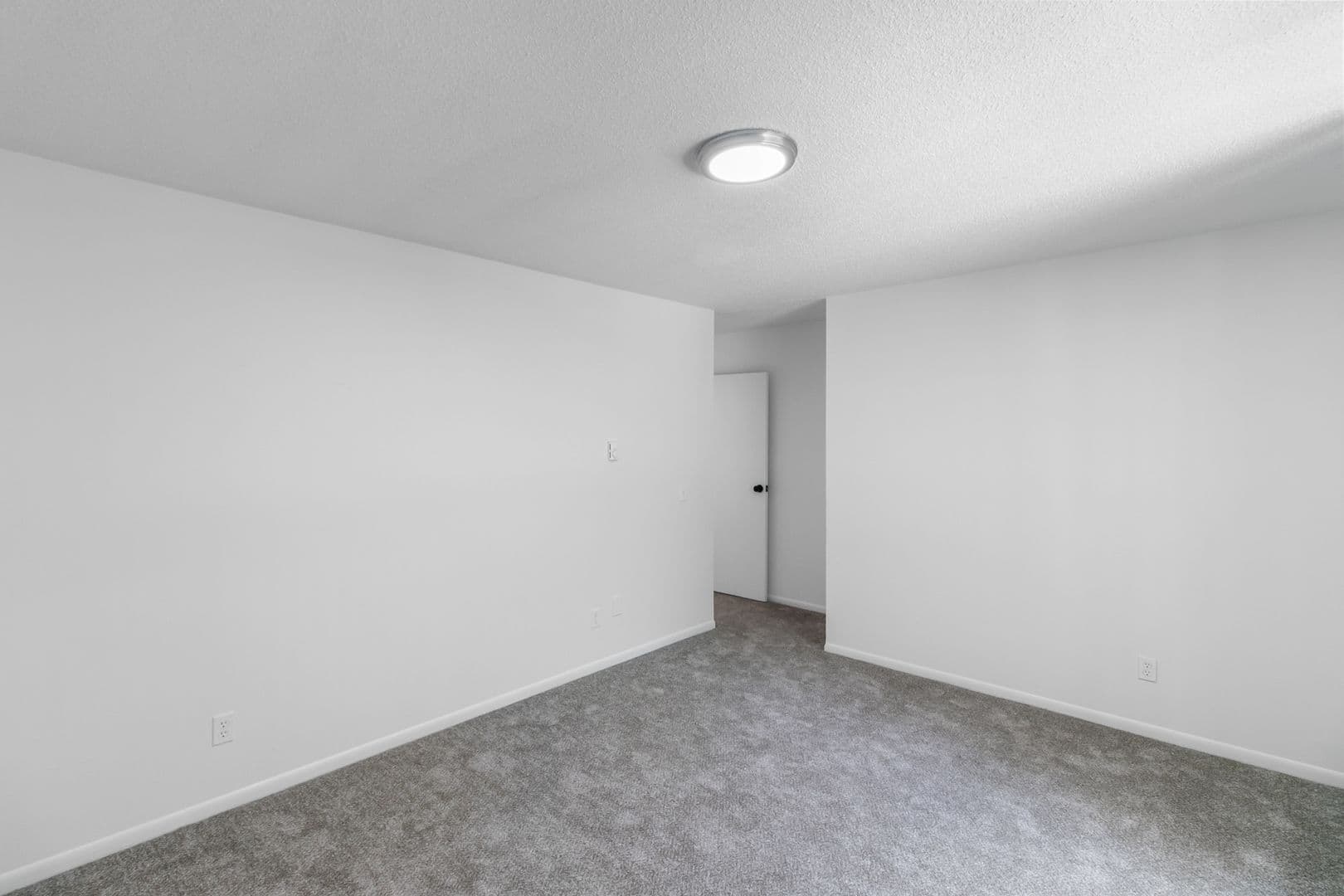 Kalamazoo Apartment: 511 Sprague Avenue