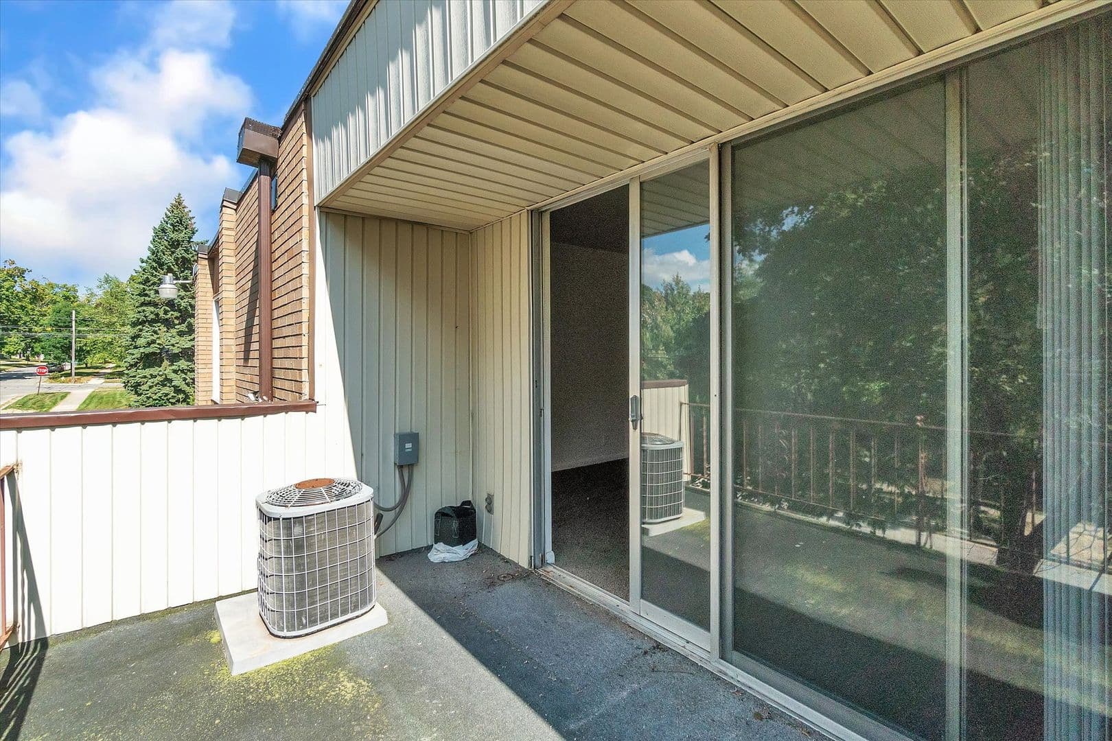 Owosso Apartment: 410 N. Ball St