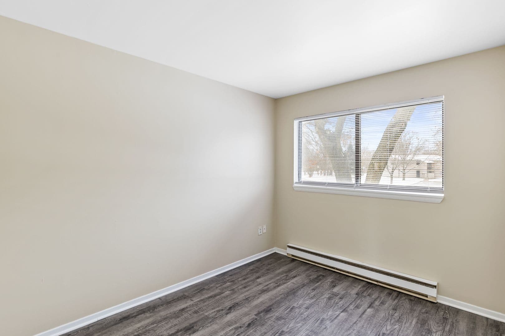 Fowlerville Apartment: 360 N. Ann Street