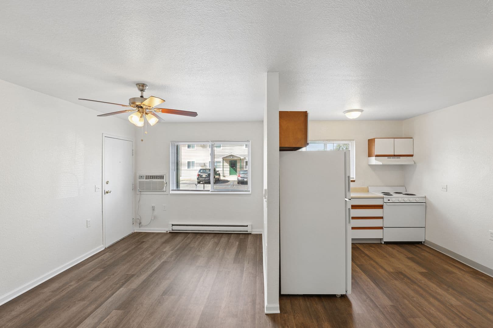 Clare Apartment: 235 Dwyer Avenue