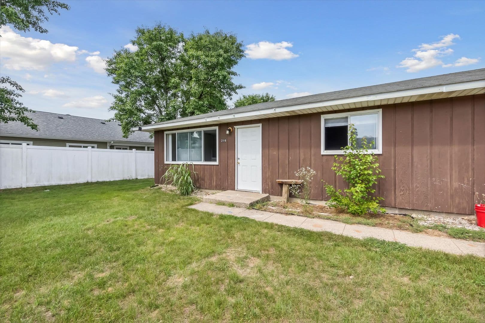 Lawton Apartment: 210 Morrill