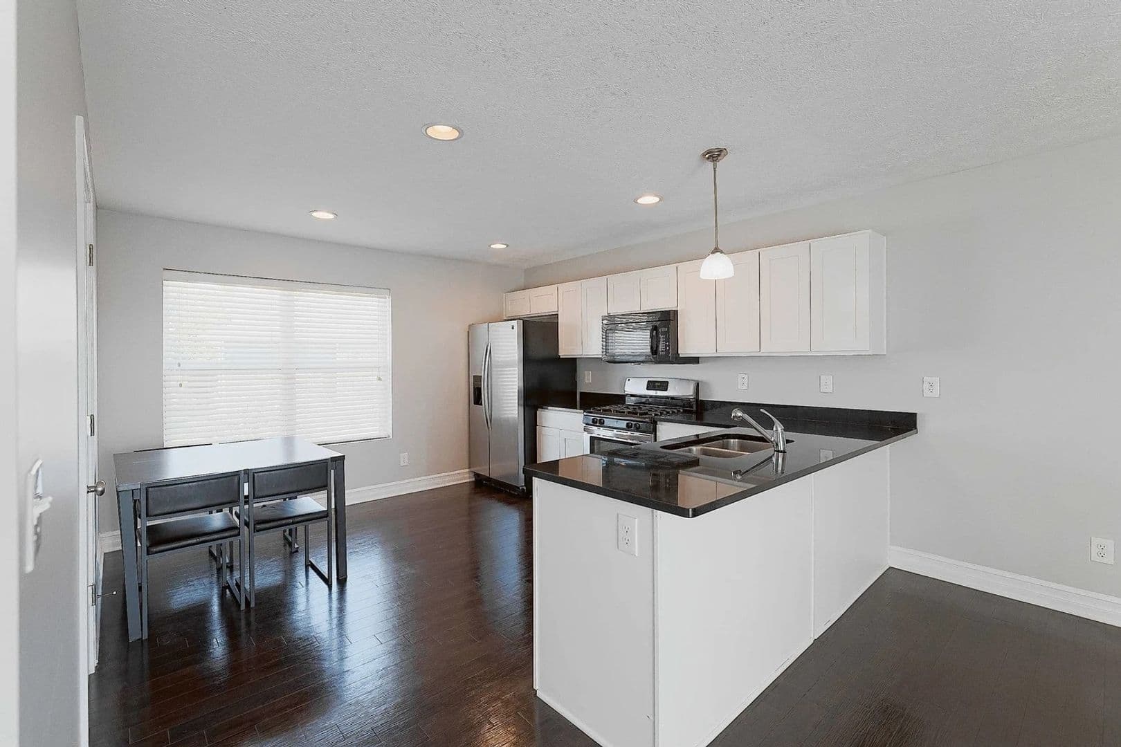 East Lansing Apartment: 3945 Hunsaker Drive