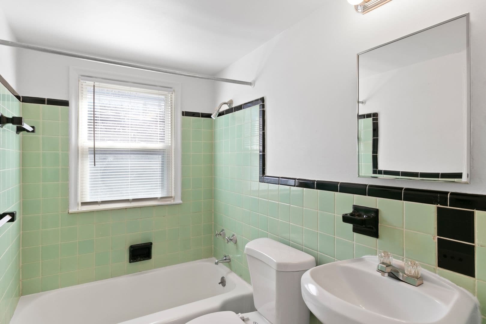 Harper Woods Apartment: 19274 Rockcastle St and 19203 Edgefield