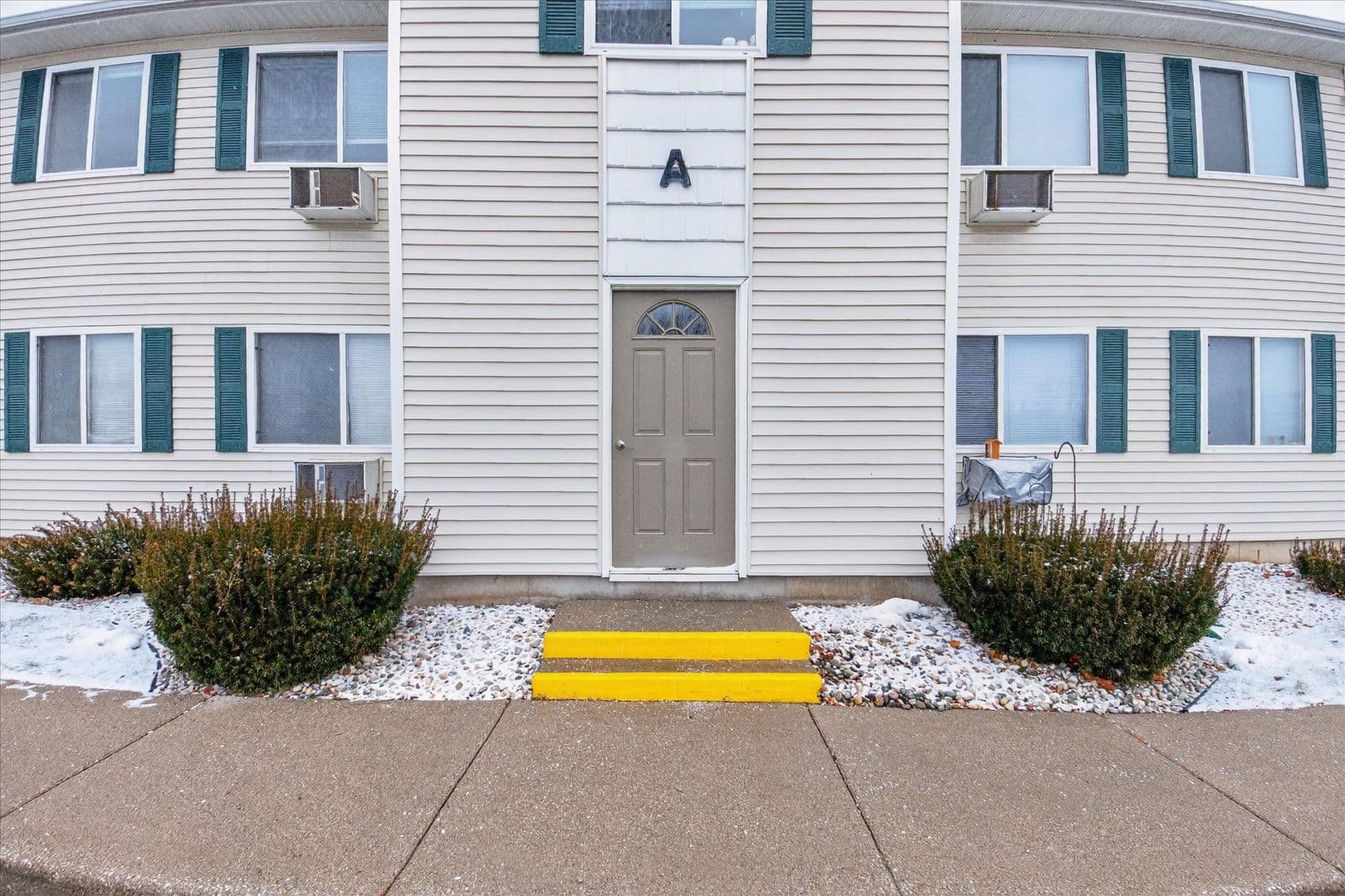 Shepherd Apartment: 127 S Union Street