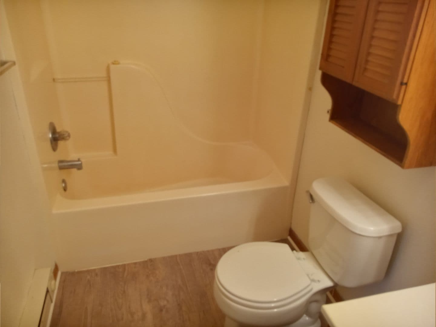 Olivet Apartment: 350 Church Street