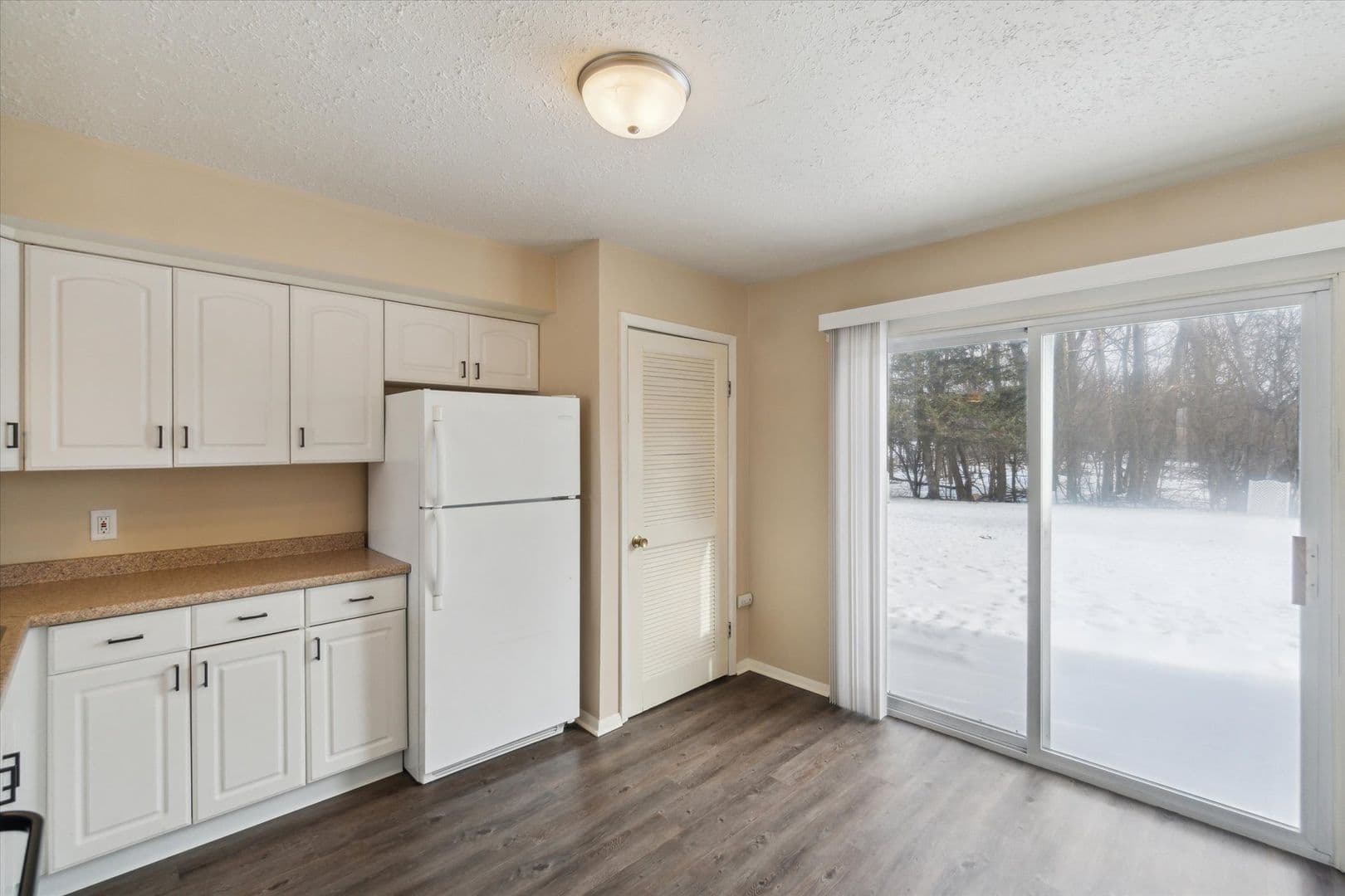 Alma Apartment: 1589 Mary Ct