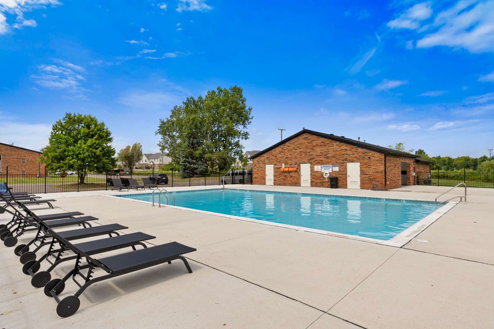 Washington Township Apartment: 8365 S. Stony Dr.