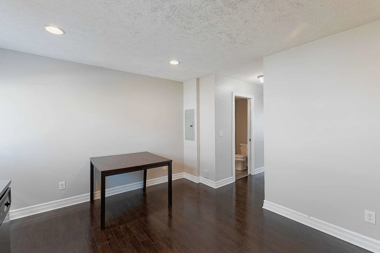 East Lansing Apartment: 3945 Hunsaker Drive