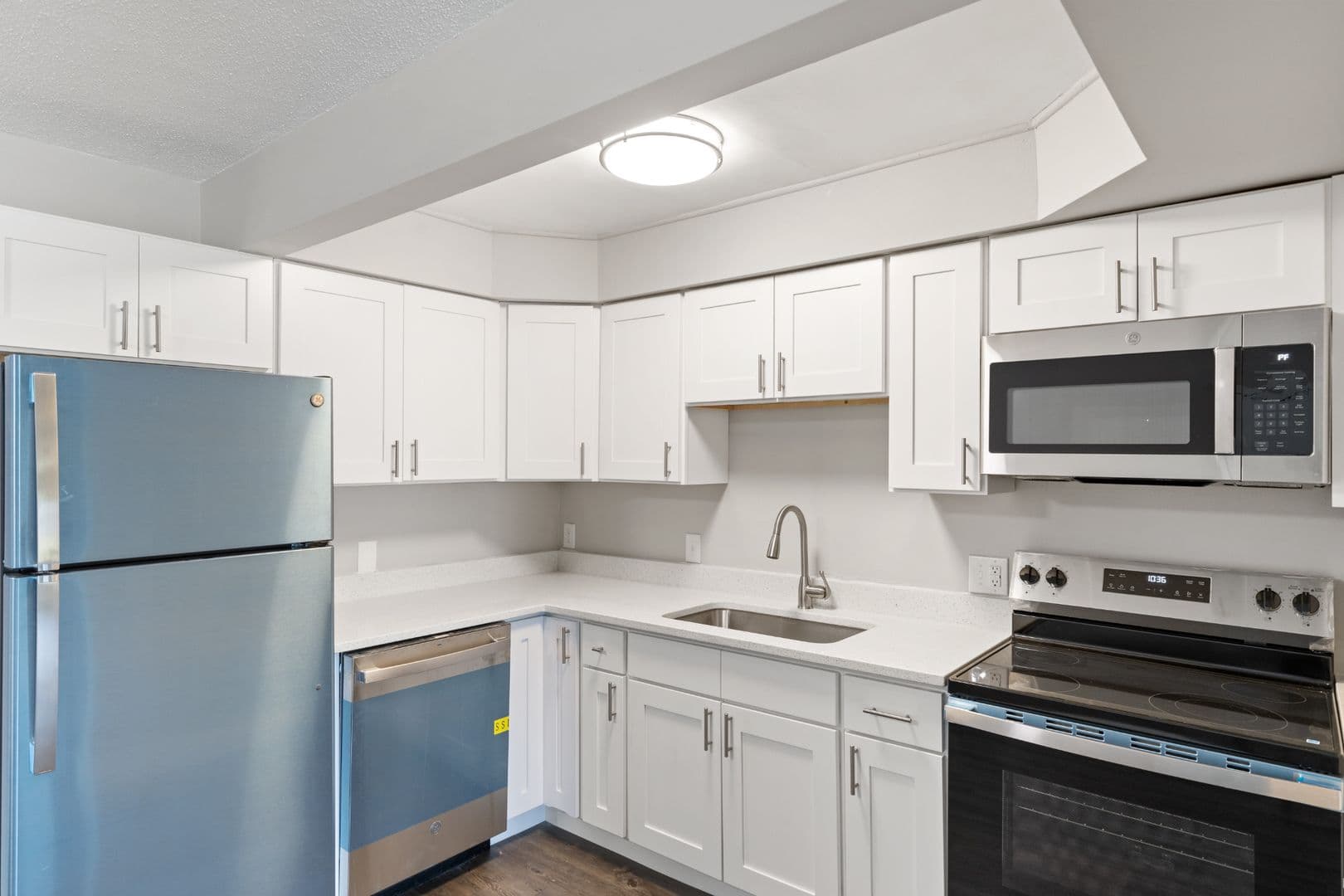 Washington Township Apartment: 8365 S. Stony Dr.