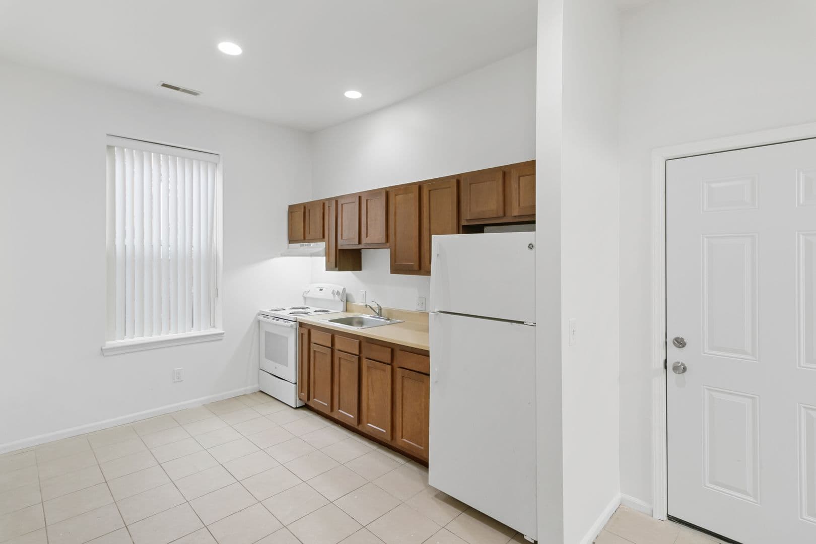 Ypsilanti Apartment: 533 - 537 West Cross Street