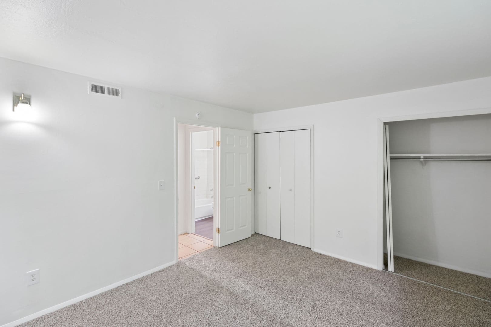 Saginaw Apartment: 1617 North Mason Street