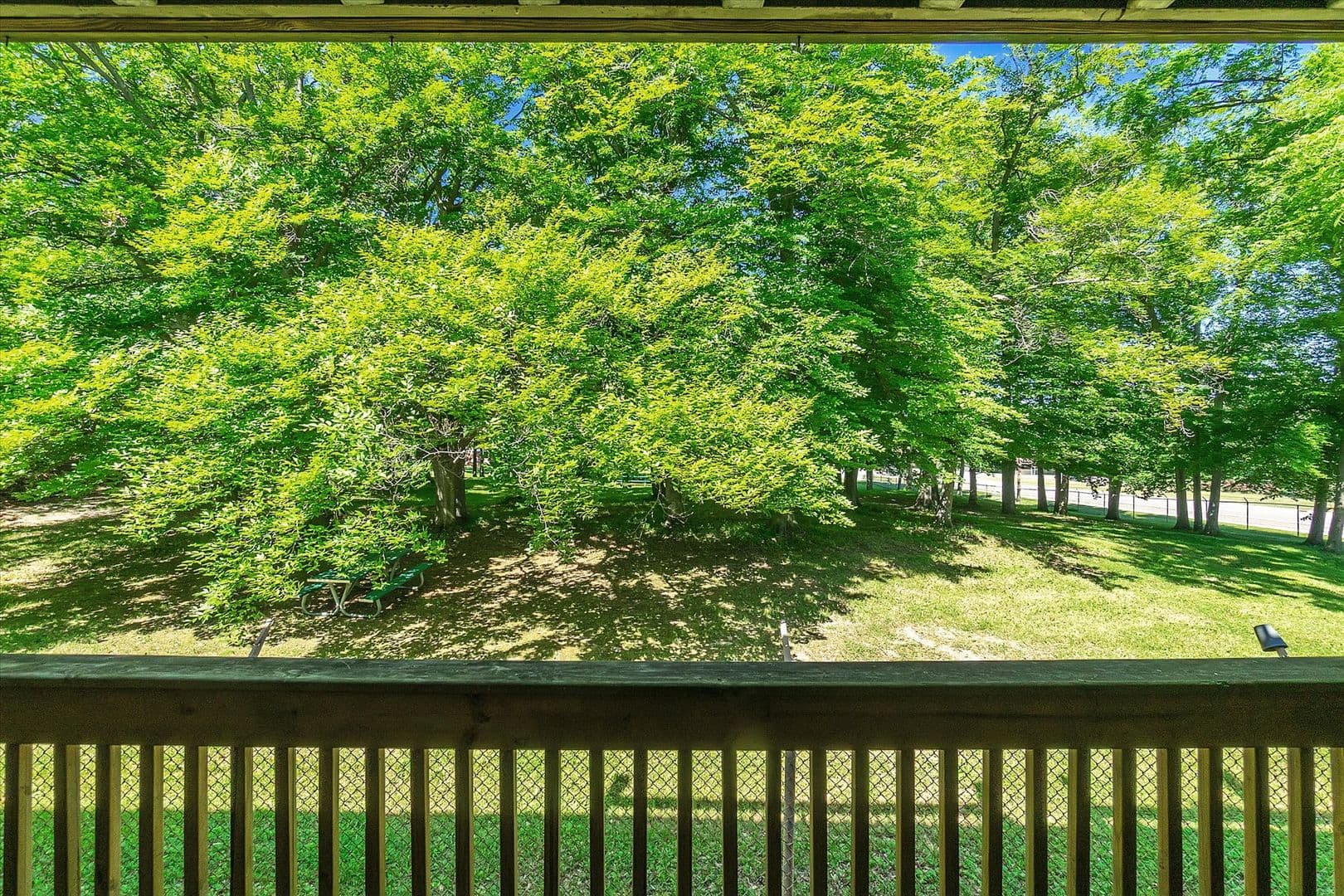 East Lansing Apartment: 1224 East Saginaw