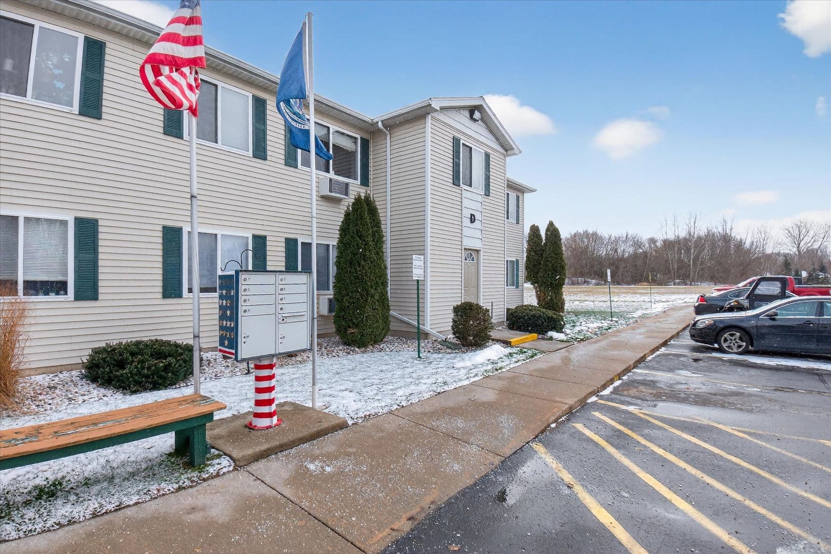 Shepherd Apartment: 127 S Union Street