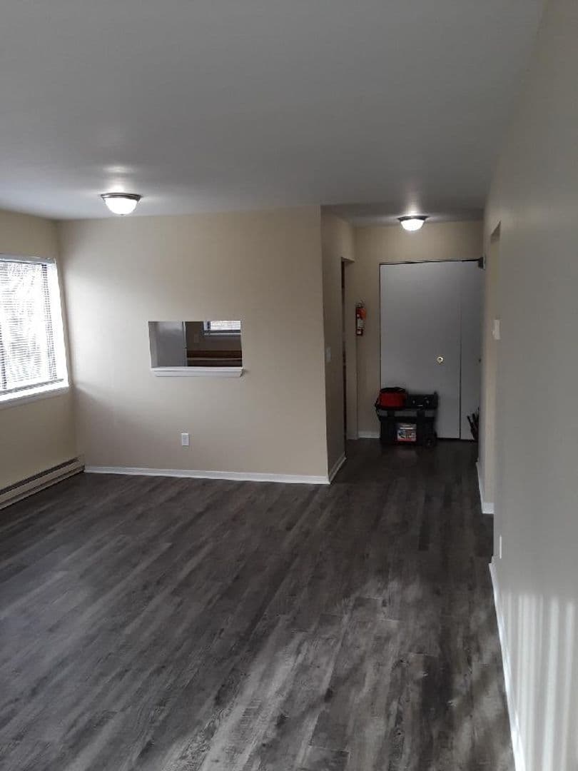 Fowlerville Apartment: 360 N. Ann Street