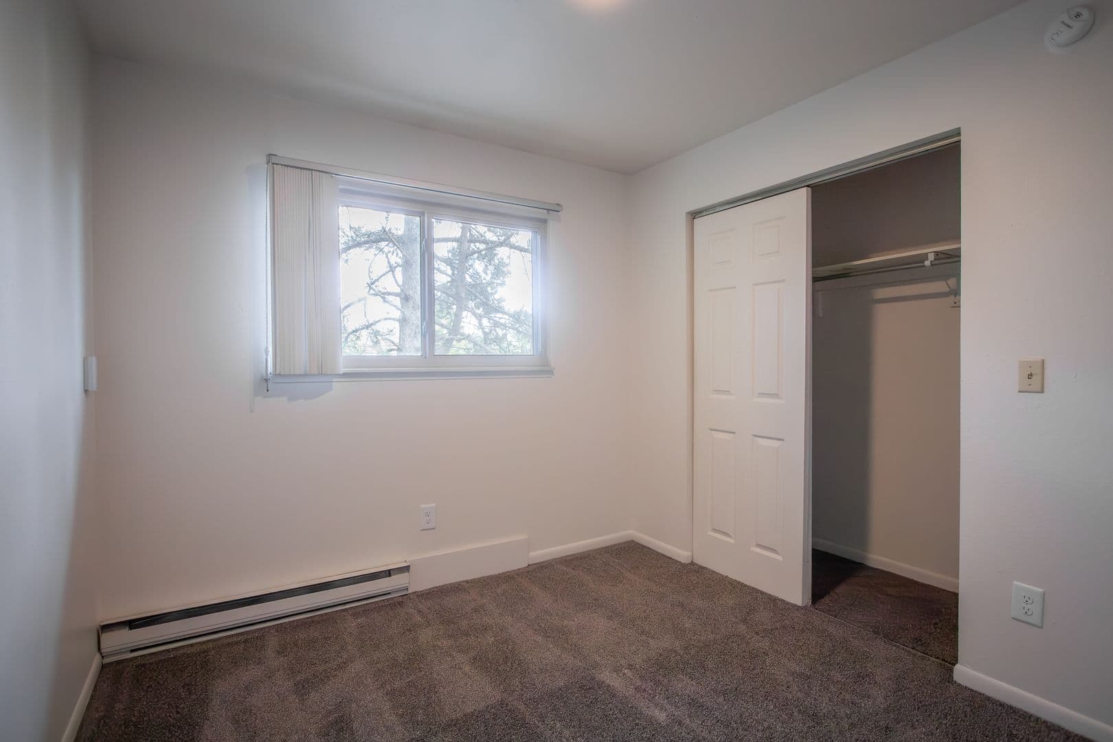 East Lansing Apartment: 2345 N. Harrison Road