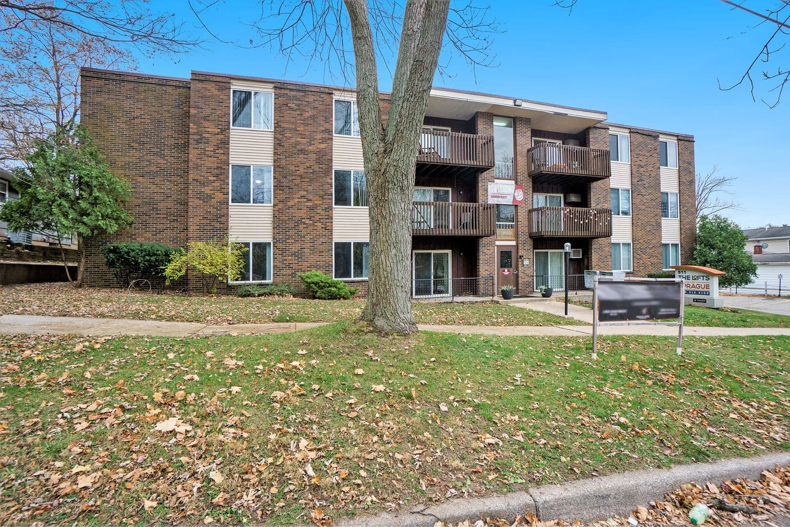 Kalamazoo Apartment: 511 Sprague Avenue