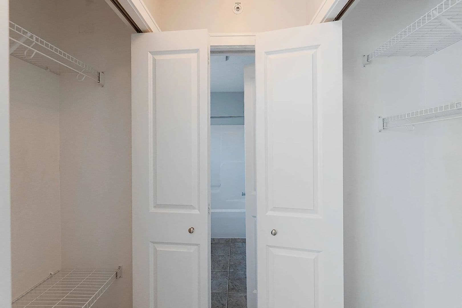East Lansing Apartment: 3945 Hunsaker Drive