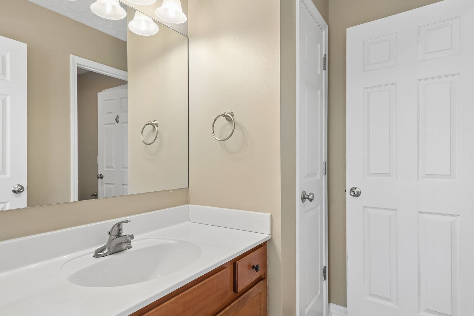 DeWitt Apartment: 270 Brunswick Drive
