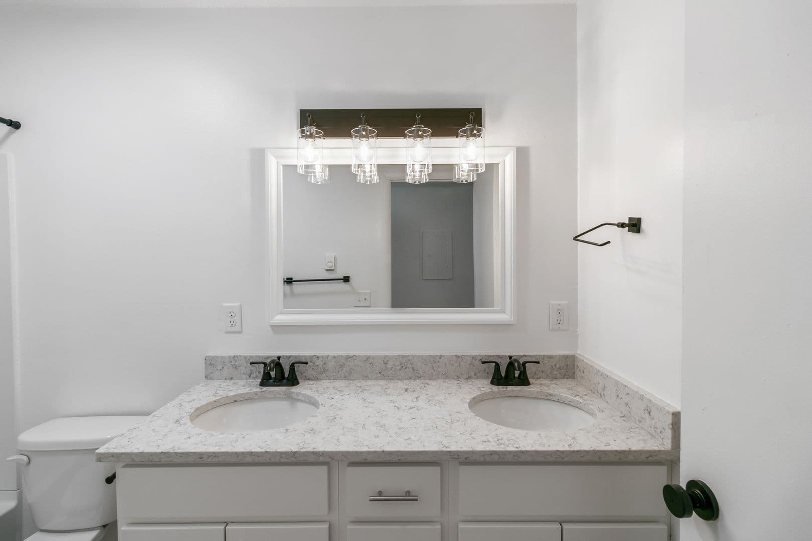 Kalamazoo Apartment: 511 Sprague Avenue