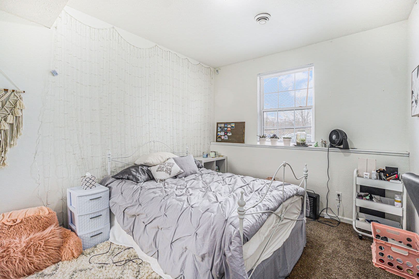 Kalamazoo Apartment: 4101 W. Michigan Avenue