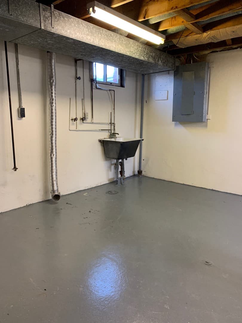 Springfield Apartment: 1 -16 Locust Road