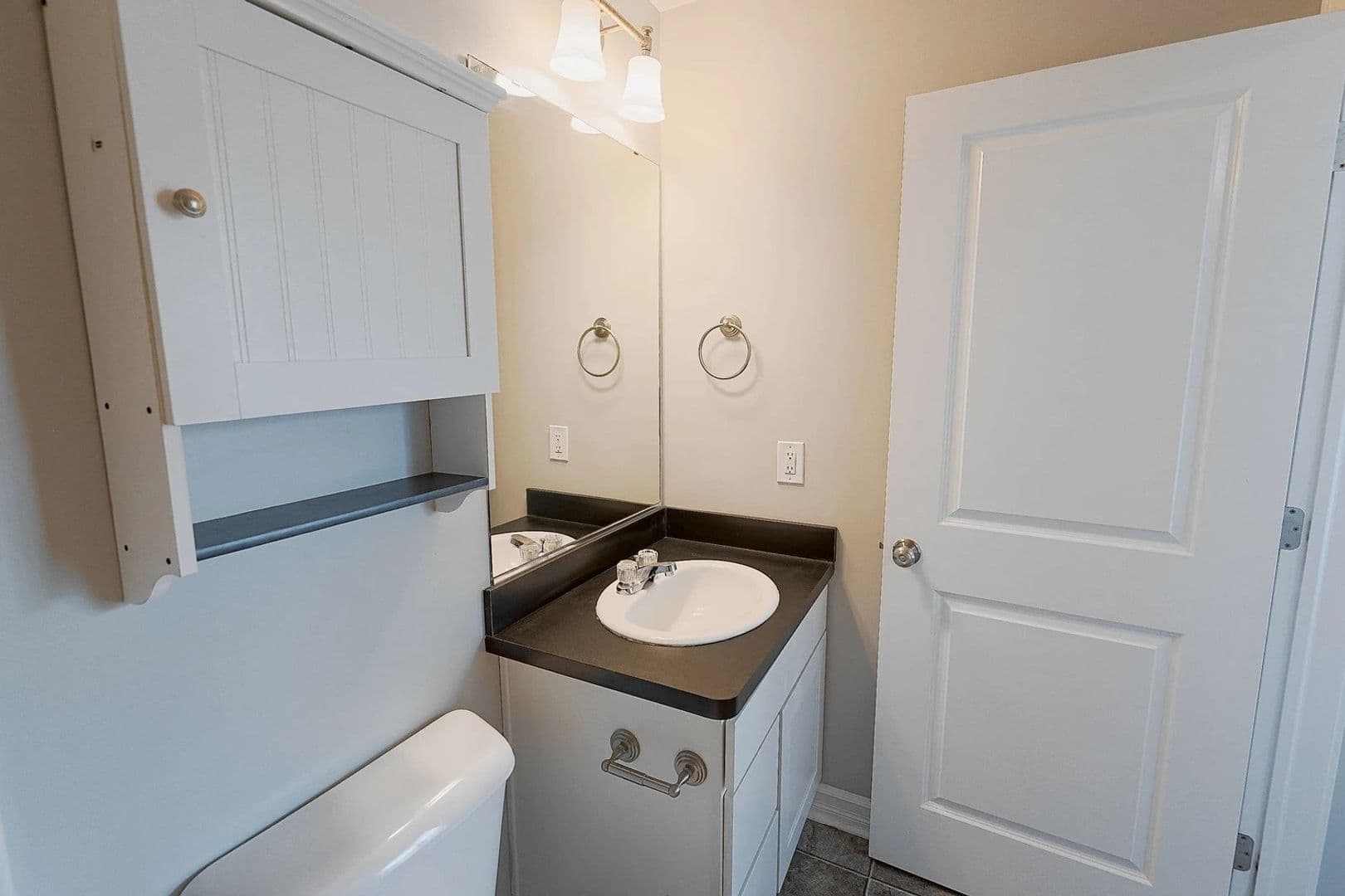 East Lansing Apartment: 3945 Hunsaker Drive