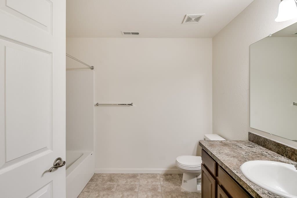 Okemos Apartment: 5177 Marsh Road