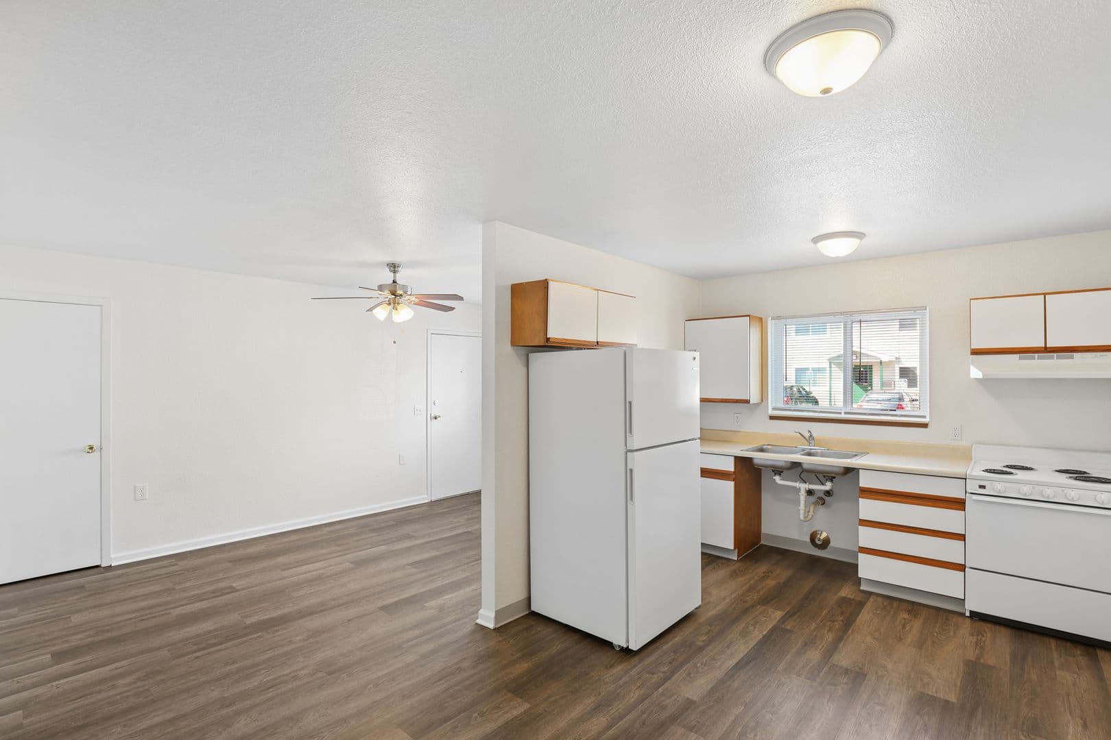 Clare Apartment: 235 Dwyer Avenue