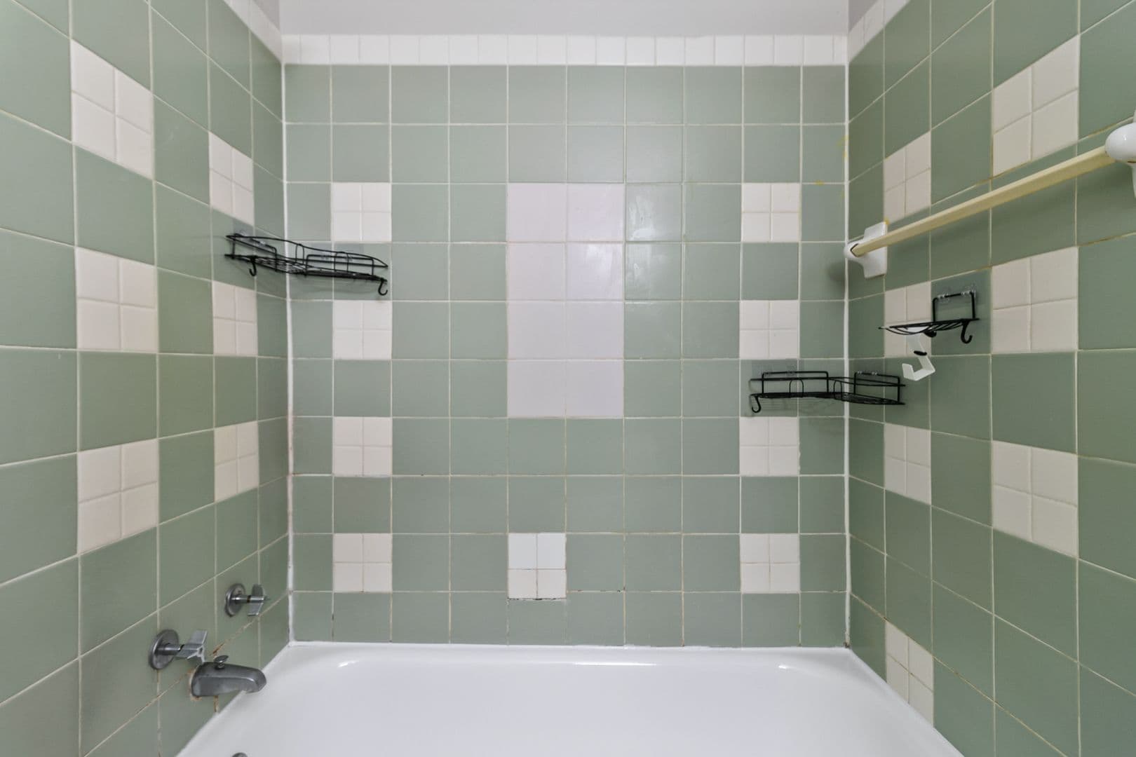 DeWitt Apartment: 13435 Dawn Dew Dr.