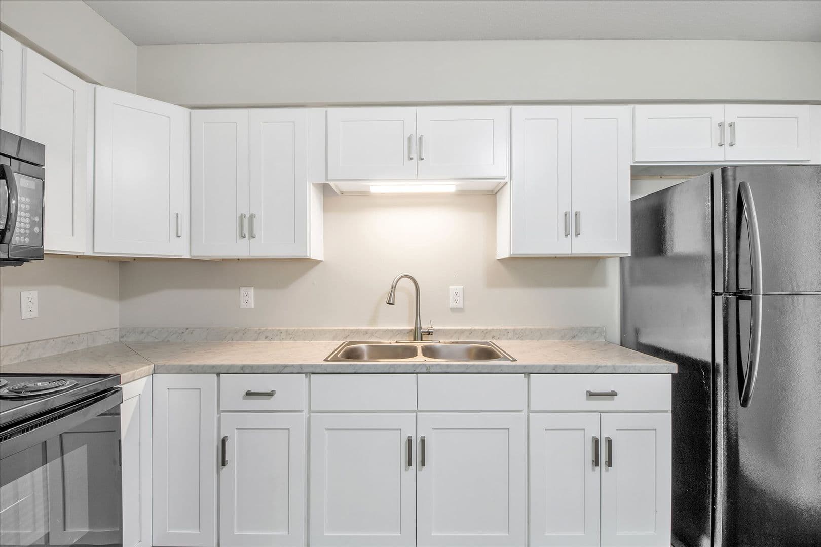 Galesburg Apartment: 8150 E. Michigan Avenue