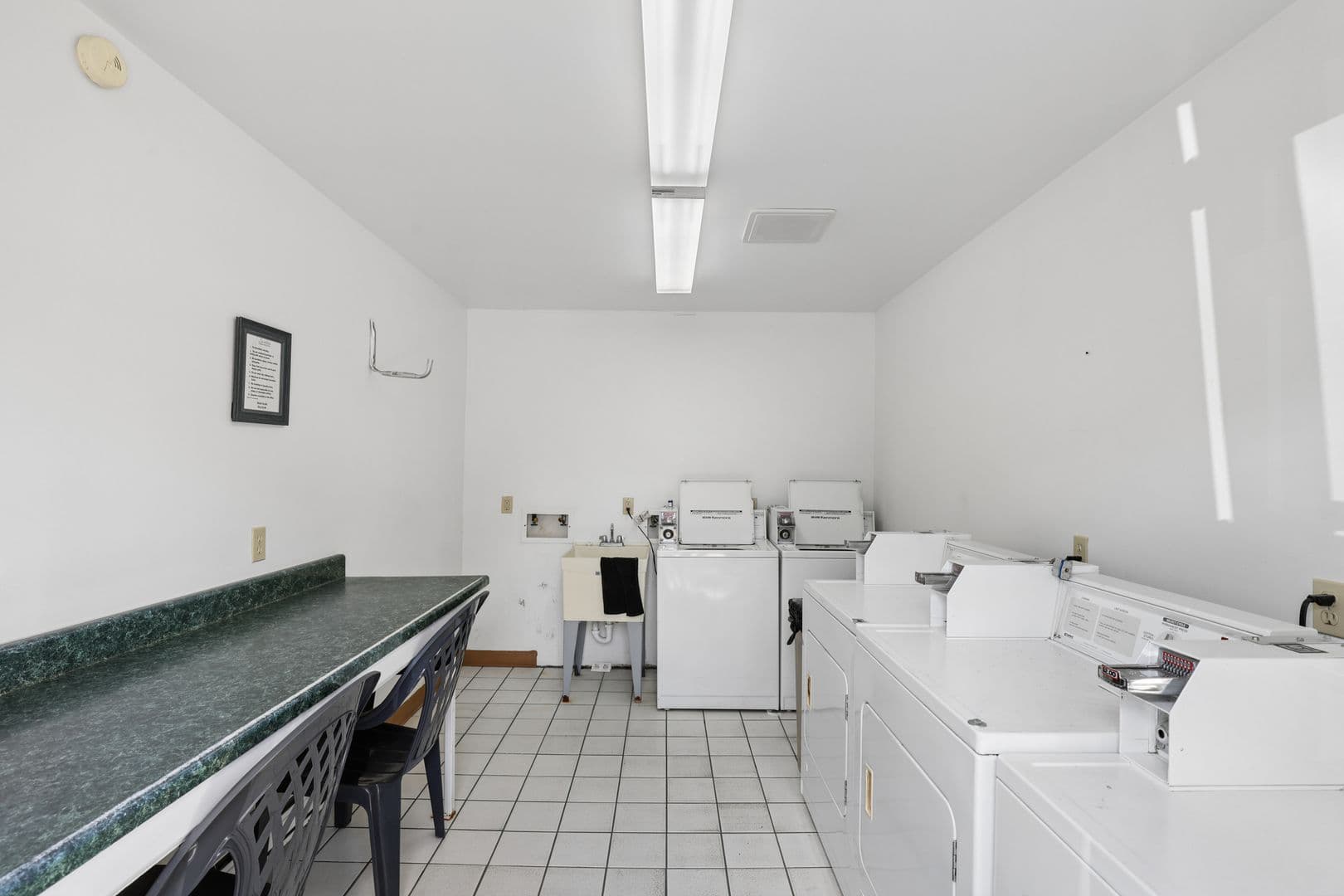 Clare Apartment: 235 Dwyer Avenue
