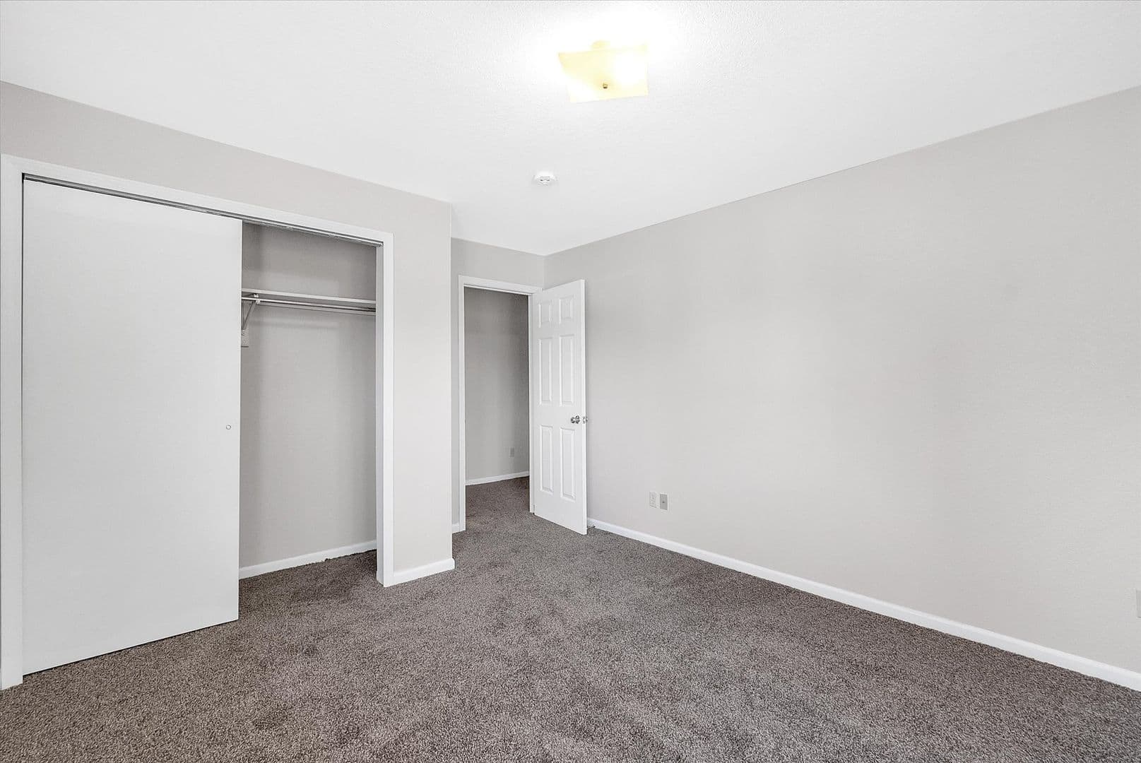 Grand Ledge Apartment: 515 & 516 Maple
