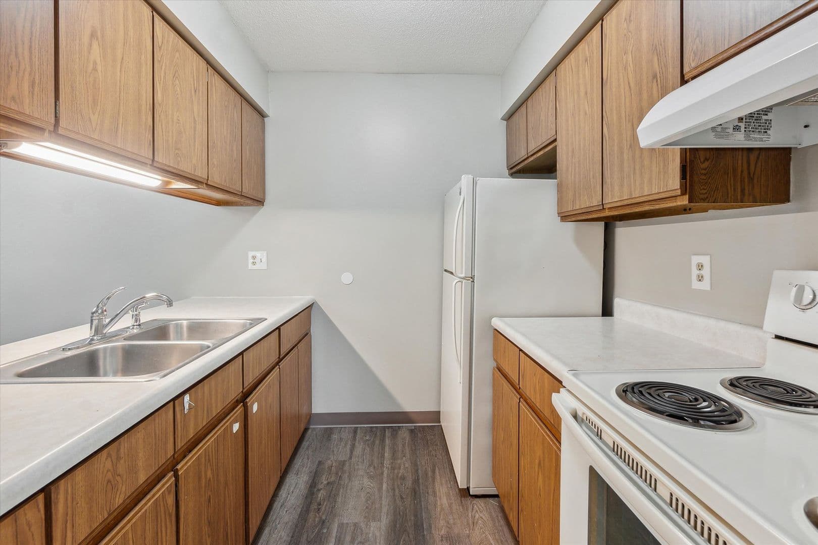 Augusta Apartment: 504 W Jefferson
