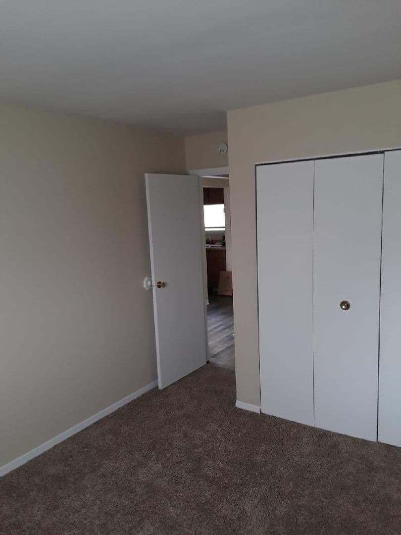 Fowlerville Apartment: 360 N. Ann Street