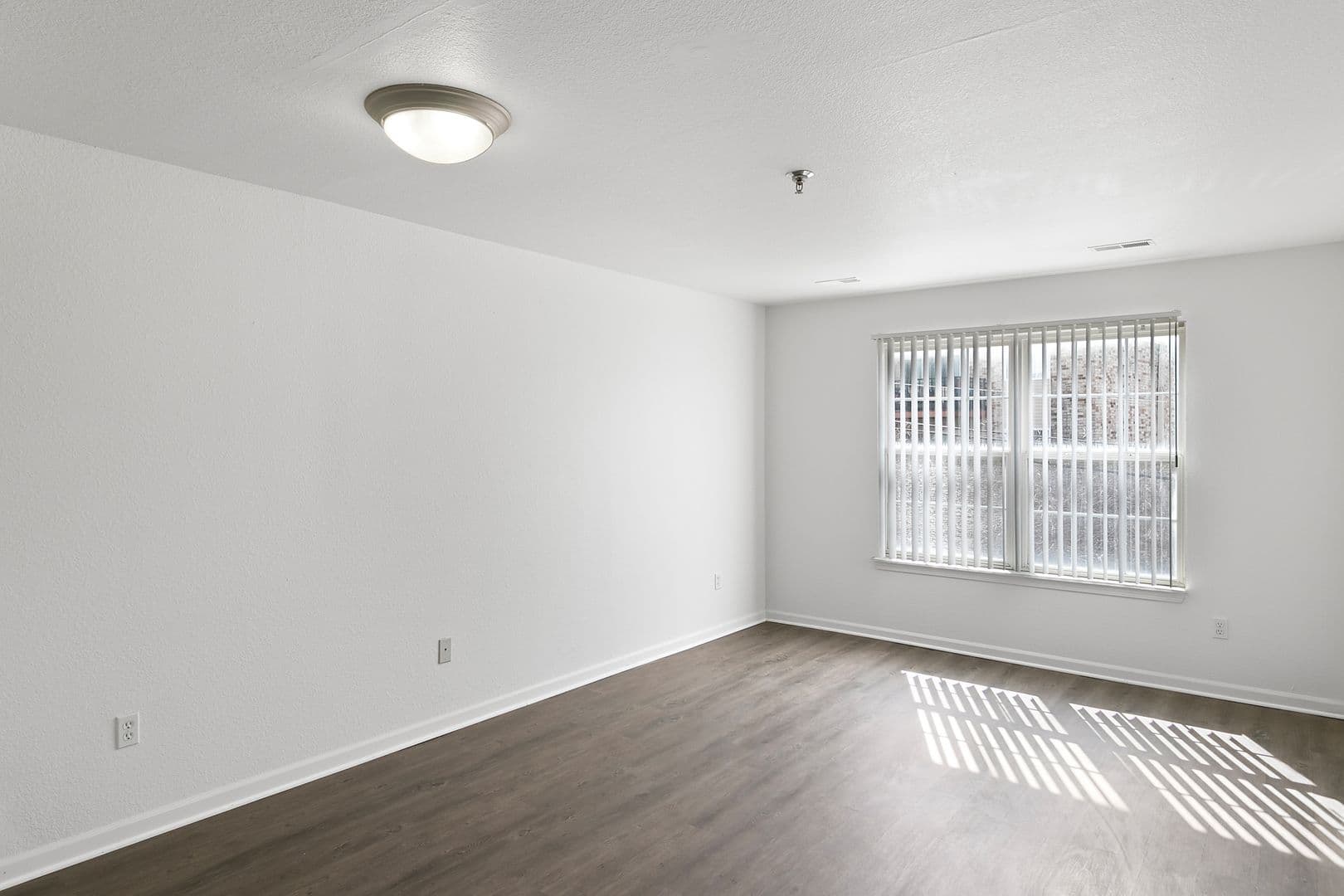 Ypsilanti Apartment: 2224 Golfside Road
