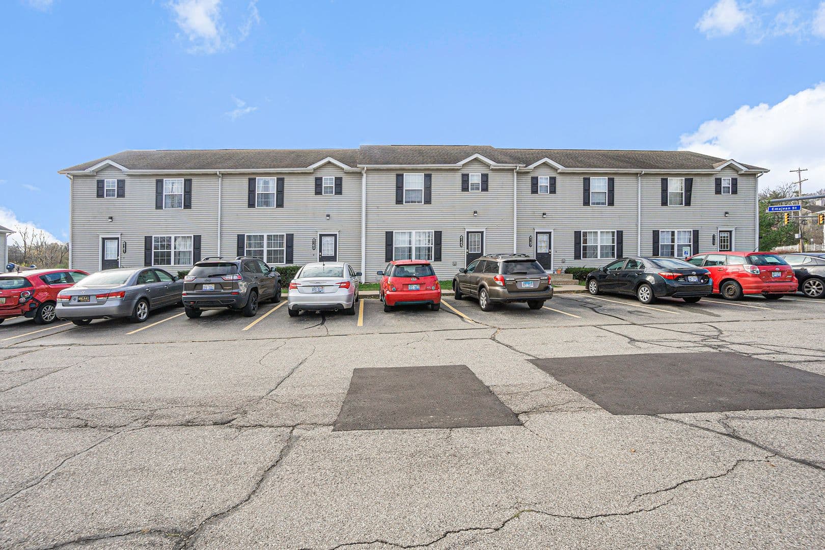 Kalamazoo Apartment: 4101 W. Michigan Avenue