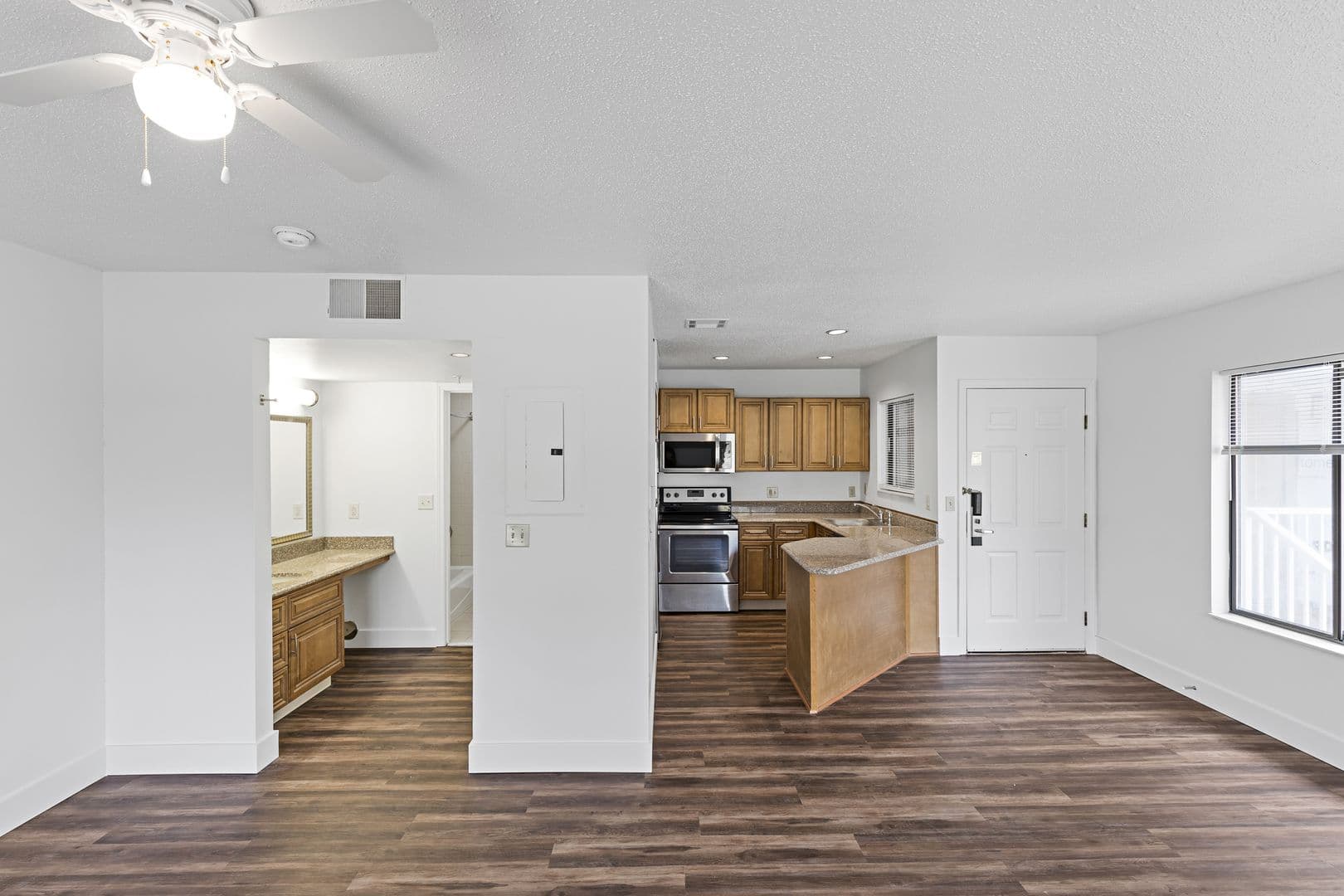Kalamazoo Apartment: 1500 East Kilgore Road