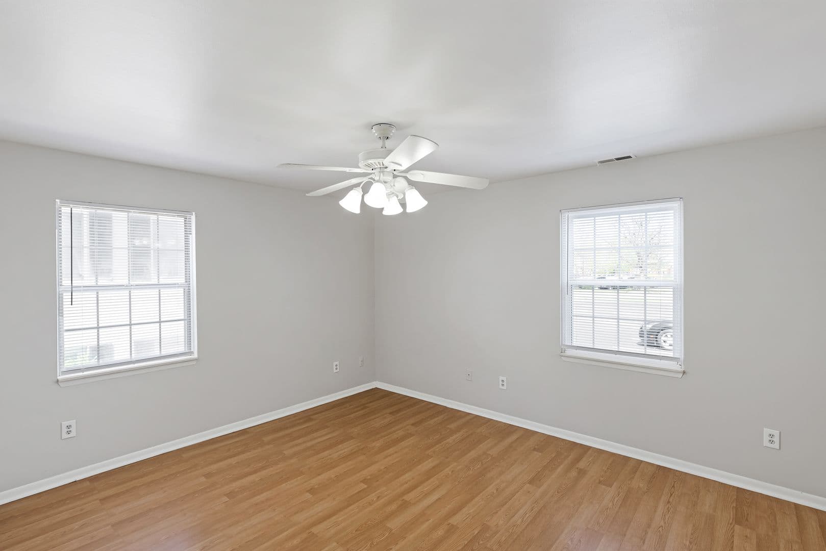 Brighton Apartment: 620 & 630 Rickett Road