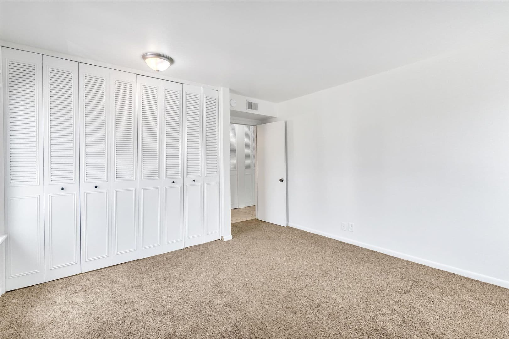 Owosso Apartment: 410 N. Ball St
