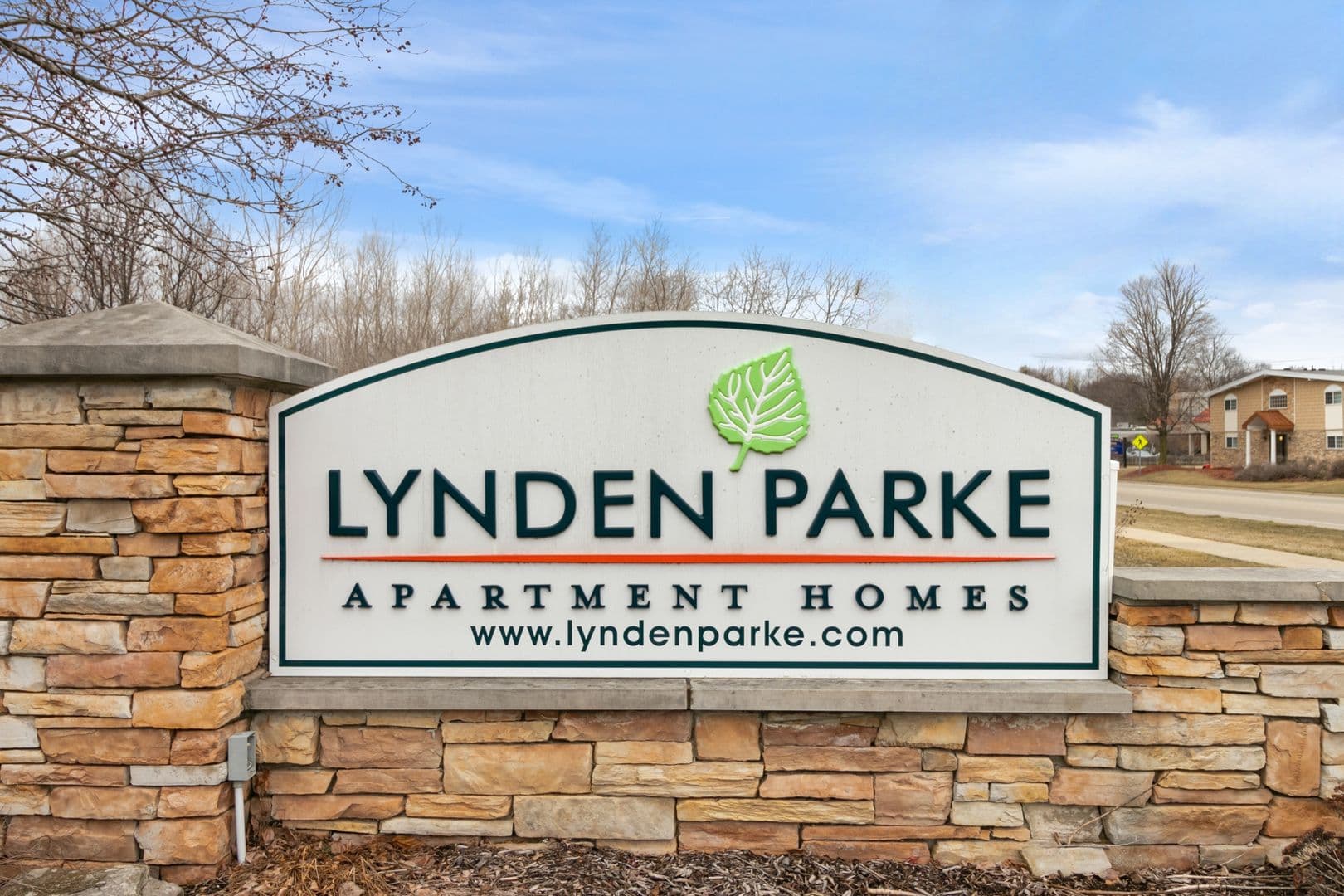 Ypsilanti Apartment: 2224 Golfside Road
