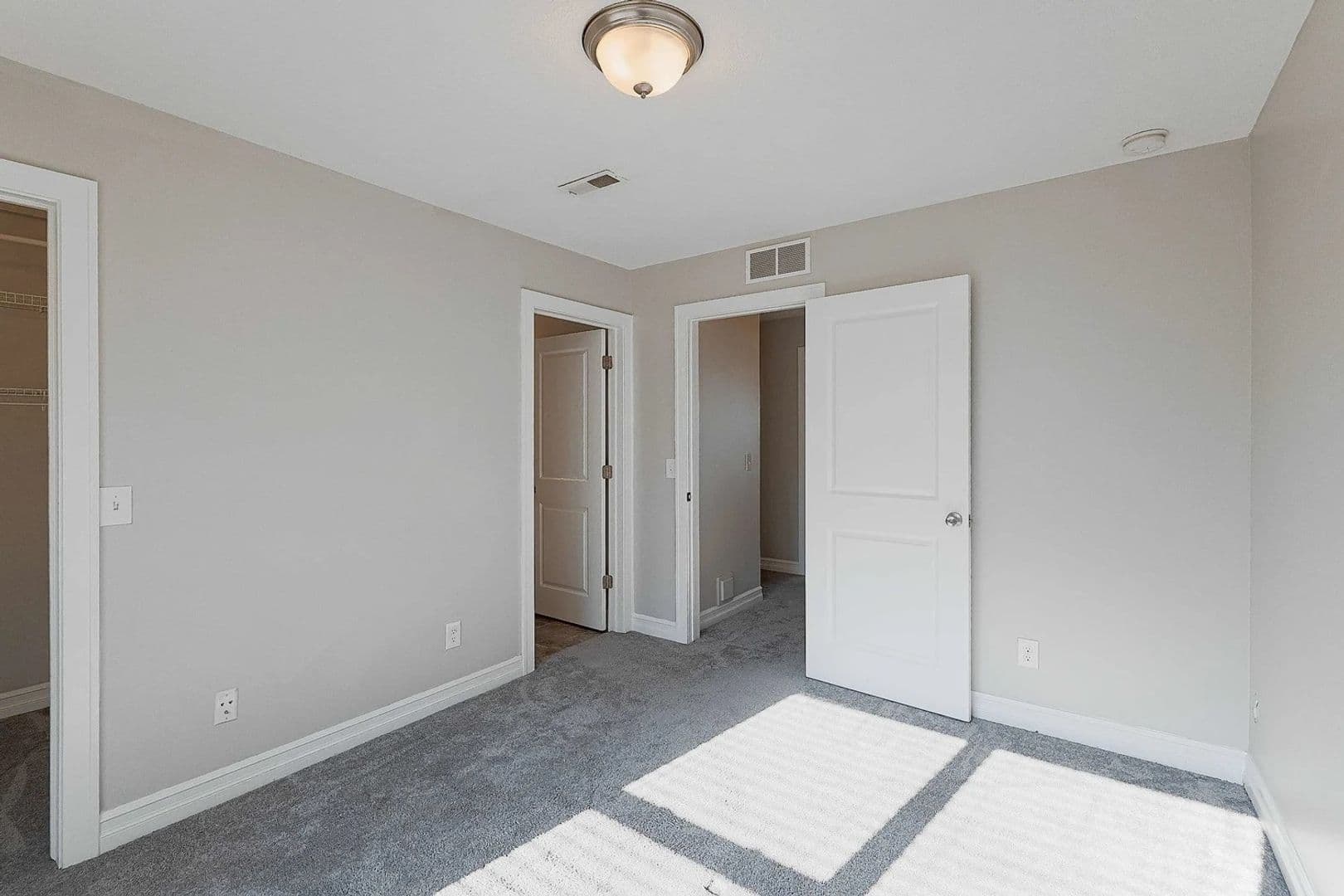 East Lansing Apartment: 3945 Hunsaker Drive