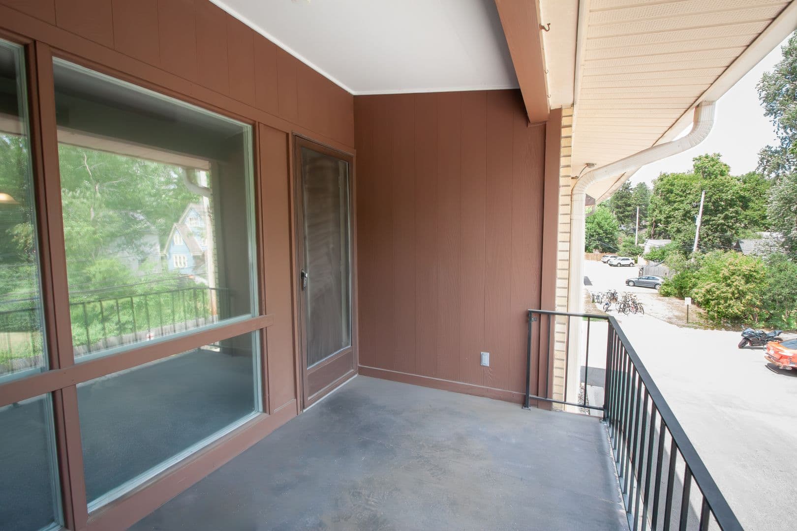 East Lansing Apartment: 144, 212, 224 Highland Avenue