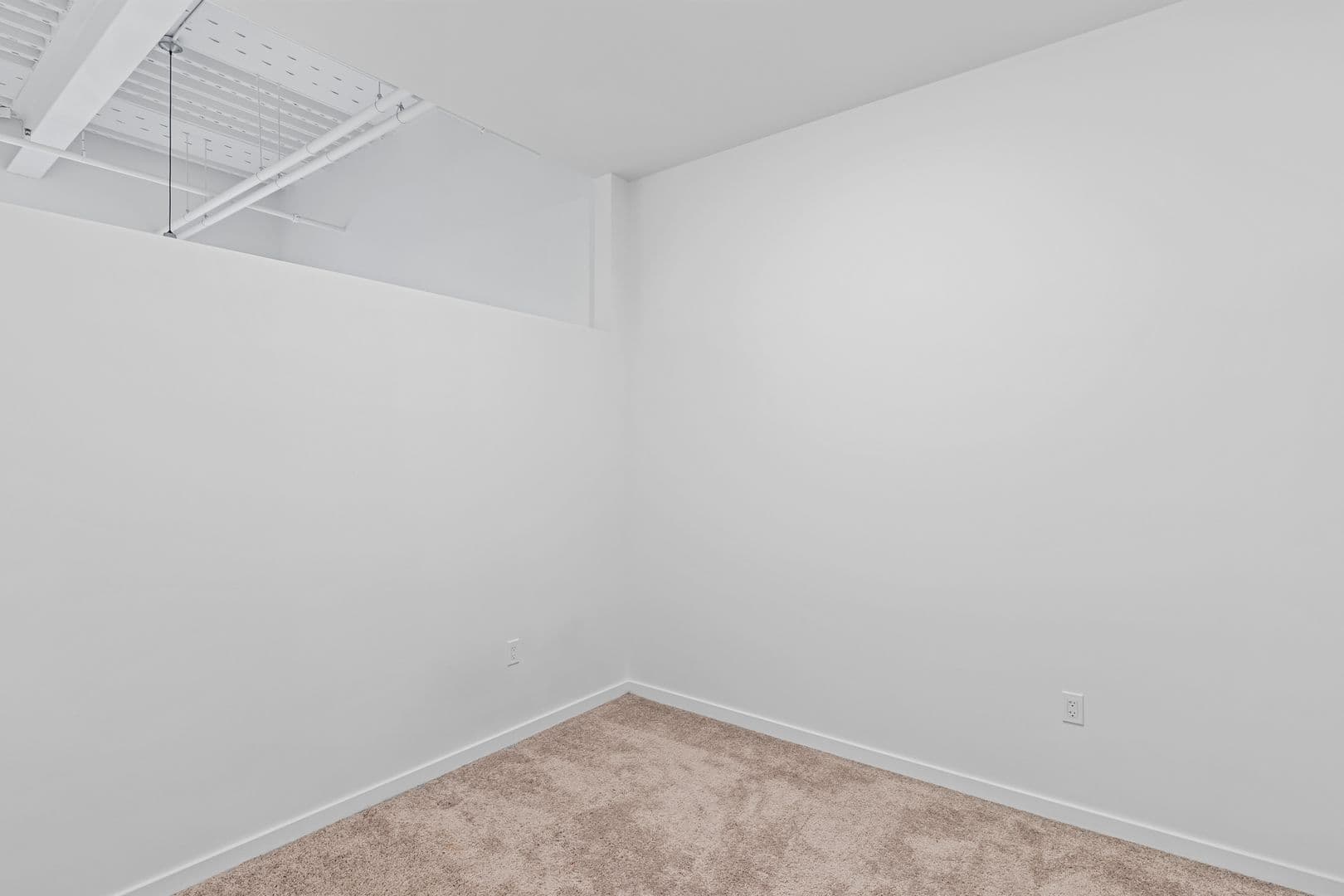 Lansing Apartment: 501 S  Capitol Avenue
