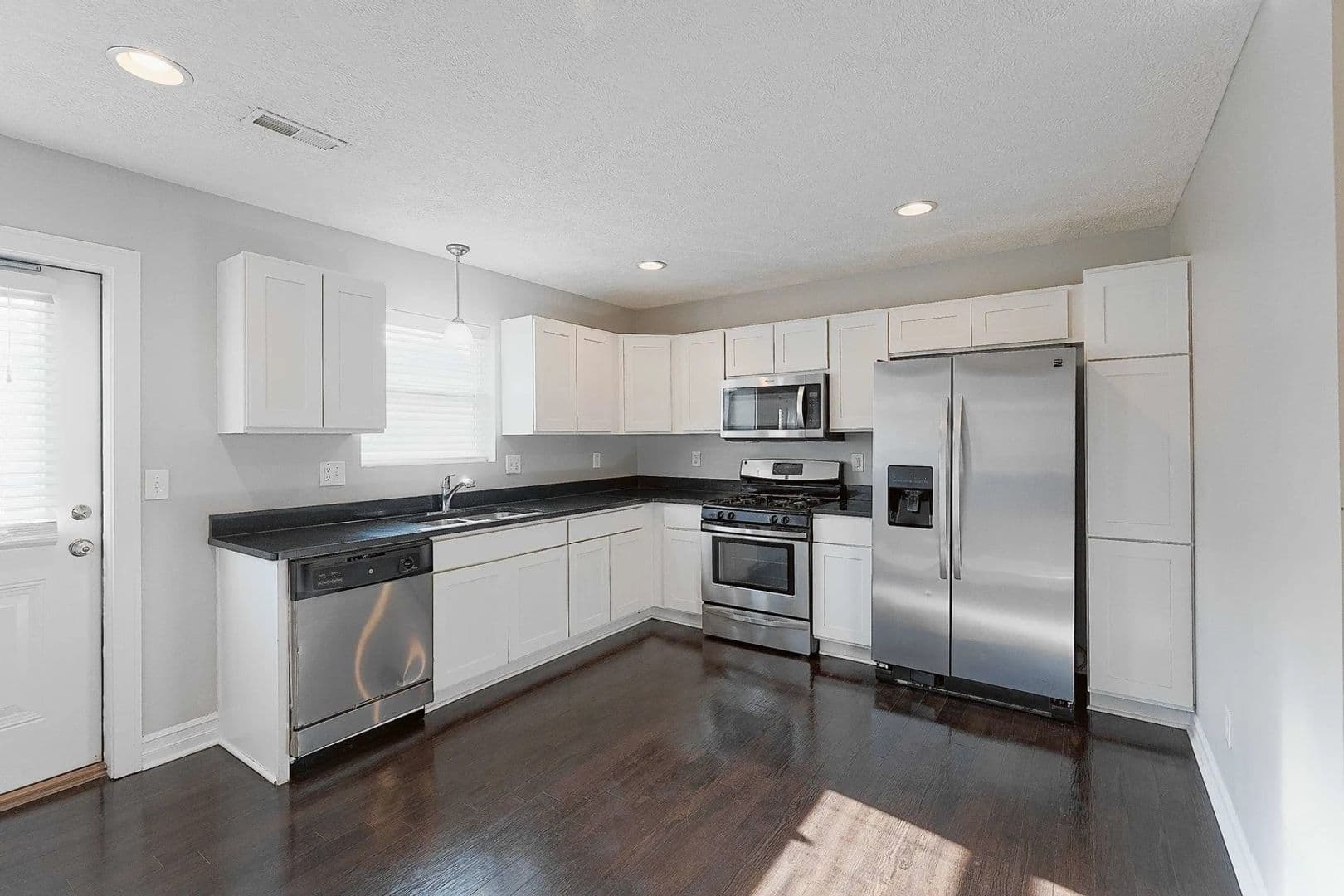 East Lansing Apartment: 3945 Hunsaker Drive