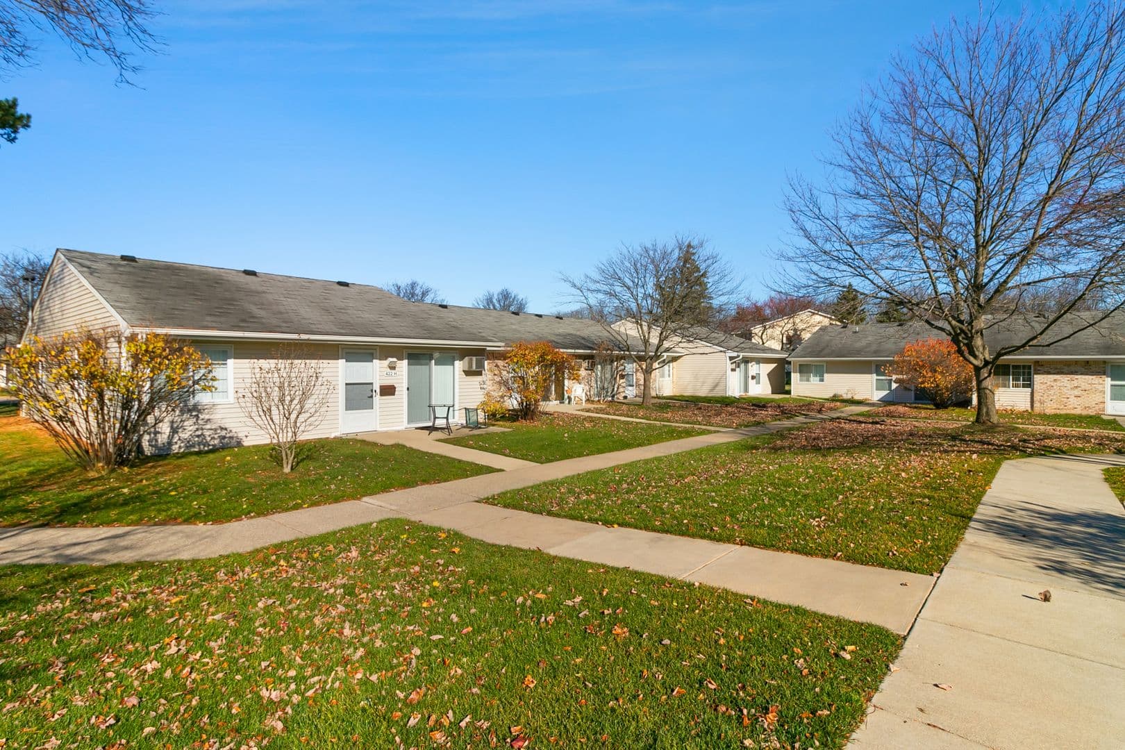 Howell Apartment: 428 Greenwich Drive