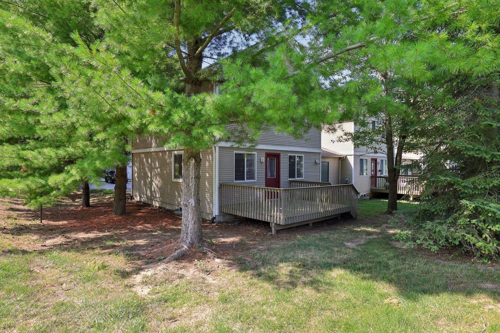 DeWitt Apartment: 270 Brunswick Drive