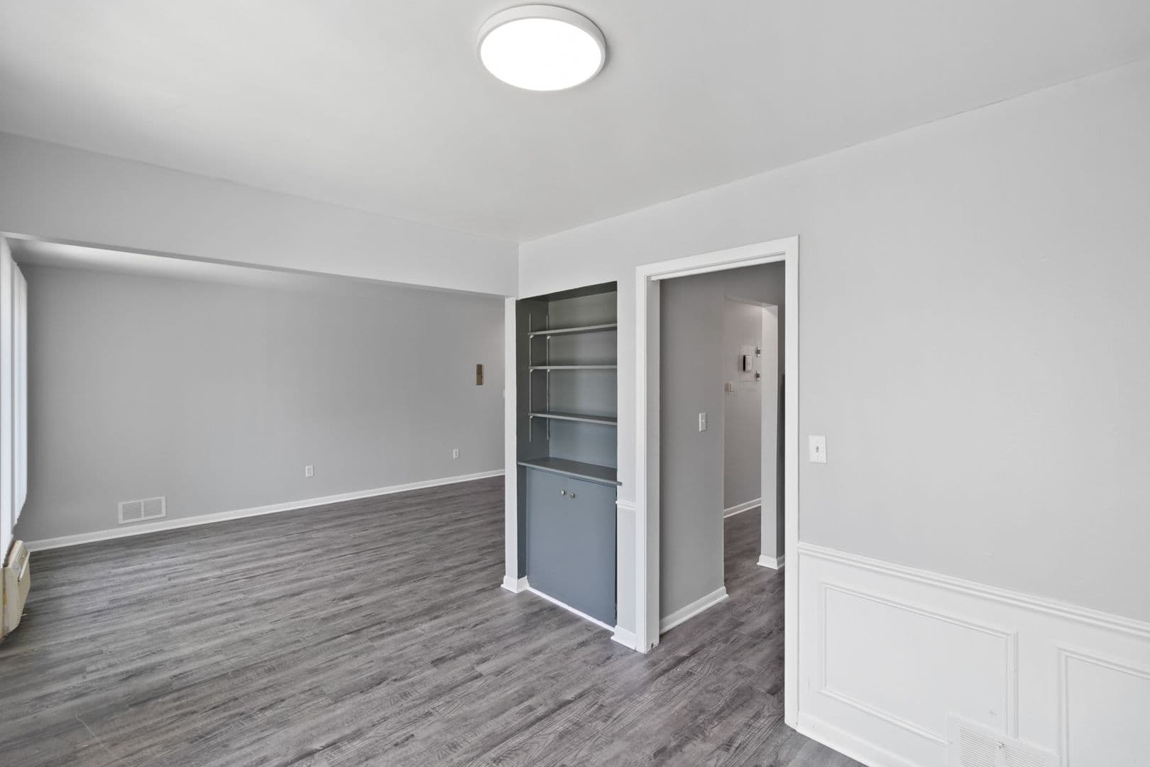 Lansing Apartment: 1815 Potomac Circle