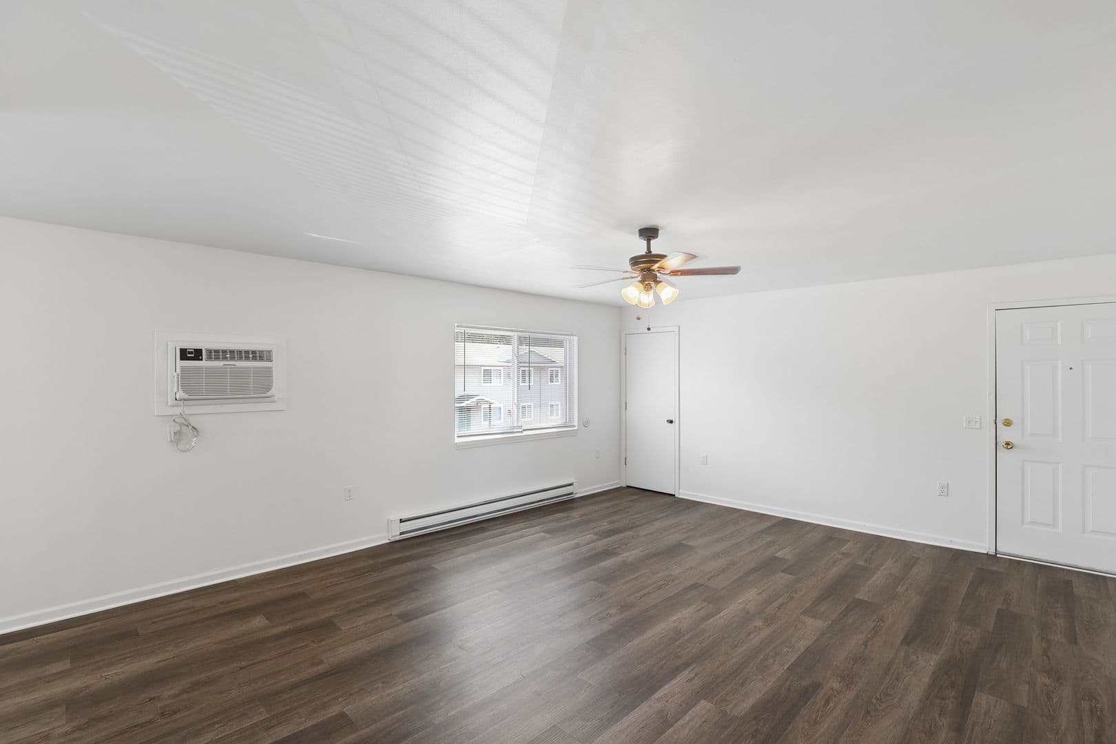 Clare Apartment: 235 Dwyer Avenue